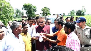 Agriculture Minister Ganesh Joshi did a ground inspection of the damage caused to the crops of farmers due to rain in Haridwar's Laksar, Khanpur, Mangalore