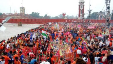 श्रावण कांवड़ यात्रा में श्रद्धालुओं की भारी भीड़ को देखते हुए 17 जुलाई तक सभी विद्यालयों में अवकाश की घोषणा