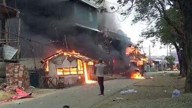 मणिपुर हिंसा के बीच इंटरनेट सेवा बहाल, मोबाइल इंटरनेट पर अभी भी है प्रतिबंध, सोशल मीडिया पर भी रोक