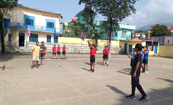 On the occasion of National Sports Day, a basketball competition was organized by the District Sports Department, Tehri Garhwal.