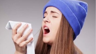 भूलकर भी न करें आती हुई छींक को रोकने की गलती, हो सकता है जान का खतरा
