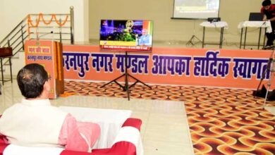 मुख्यमंत्री पुष्कर सिंह धामी ने सुना प्रधानमंत्री के मन की बात कार्यक्रम का 105वाँ संस्करण