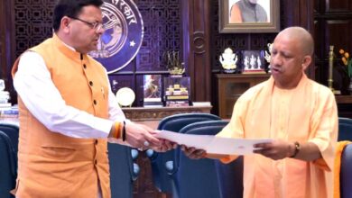 Chief Minister Pushkar Singh Dhami paid a courtesy call on Uttar Pradesh Chief Minister Yogi Adityanath in Lucknow.