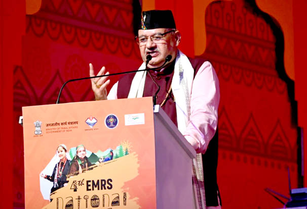 Cabinet Minister Ganesh Joshi addressed the students in the concluding program of the 4th Cultural Festival.