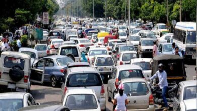 दशहरा पर लगातार 3 दिन की छुट्टी होने से पर्यटकों की उमड़ी भीड़, शहर में जगह-जगह जाम के हालात 