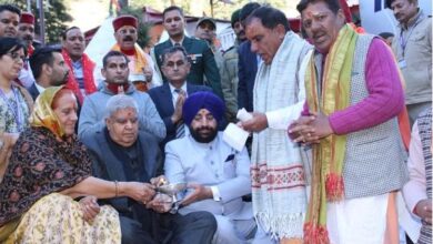 उपराष्ट्रपति जगदीप धनखड़ पहुँचे केदारनाथ धाम, राज्यपाल ने किया स्वागत एवं अभिनंदन 