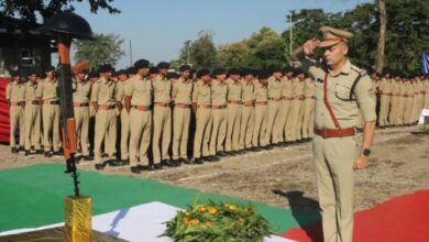 पुलिस स्मृति दिवस पर SDRF वाहिनी ने अमर वीर जवानों को दी श्रद्धांजलि