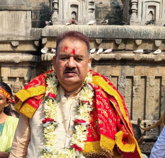 Agriculture Minister Ganesh Joshi visited Mother Kamakhya Mata_Assam