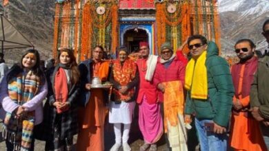 बद्रीनाथ- केदारनाथ धाम दर्शन को पहुंचे केंद्रीय रक्षा राज्य मंत्री अजय भटृ 