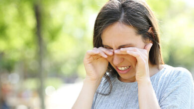 प्रदूषण के कारण आँखों में हो रही है जलन और खुजली तो जानिए कैसे करें दूर ?