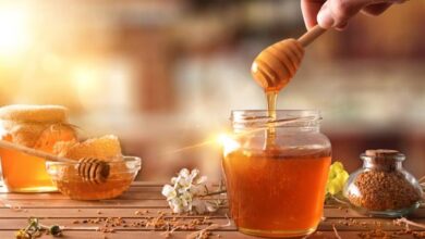 शरीर के लिए बेहद फायदेमंद होता है शहद का सेवन, जानिए कैसे नहीं करना चाहिए शहद का इस्तेमाल