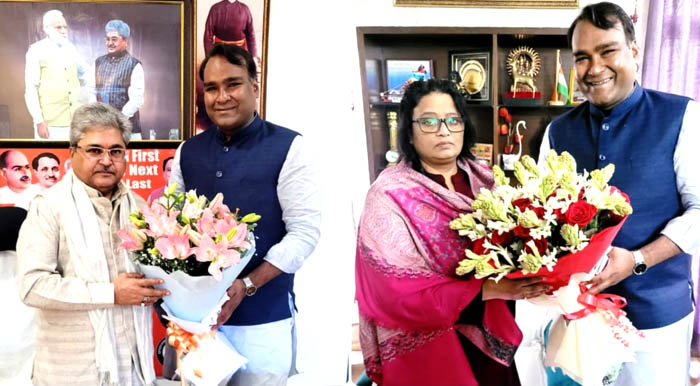 mahanagar-adhyaksh-siddharth-aggarwal-met-bjp-uttarakhand-in-charge-dushyant-gautam-and-co-in-charge-mrs-rekha-verma-at-their-residence-in-delhi