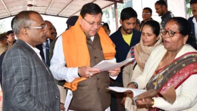 डीएम नियमित रूप से जन समस्याओं को हल करें : मुख्यमंत्री धामी