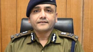 ट्रैफिक व्यवस्था में बेहतरी के लिए उपनल के जरिये कर्मियों की संख्या बढ़ायेंगे : डीजीपी अभिनव कुमार