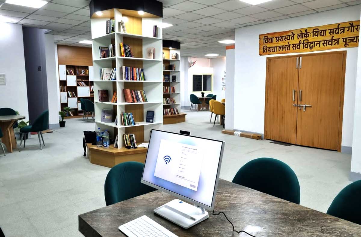 Sridev Suman District Library becomes hi-tech due to the efforts of District Magistrate Mayur Dixit