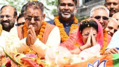 भाजपा प्रत्याशी माला राज्य लक्ष्मी शाह के नामांकन रैली के समर्थन में पहुंचे काबीना मंत्री गणेश जोशी