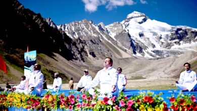 Chief Minister Dhami gave the message of Yoga from Adi Kailash