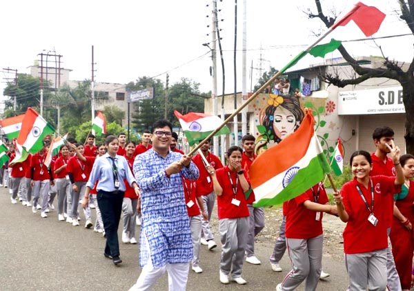 78th Independence Day celebrated with pomp at CIMS & UIHMT Group of Colleges, Dehradun