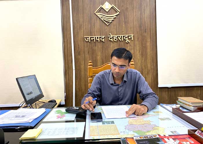 District Magistrate Savin Bansal