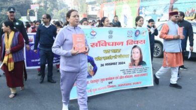 कैबिनेट मंत्री रेखा आर्या ने युवा पीढ़ी को दिलायी संविधान संवत् रहने की शपथ