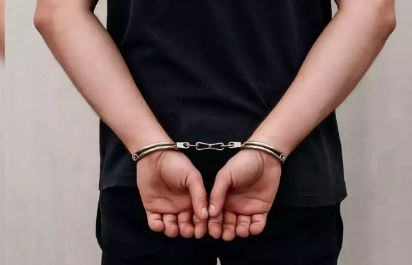 केनेथ कौंडा अंतरराष्ट्रीय एयरपोर्ट पर भारतीय तस्कर गिरफ्तार, सोने की मिली 7 ईंटें