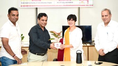 ‘सकारात्मक सोच और सजग मन’ : प्रभावी जनसंपर्क का मूल मंत्र