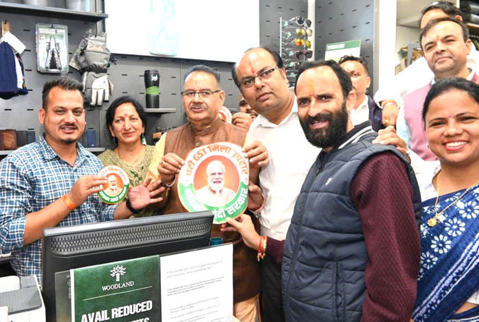 कैबिनेट मंत्री गणेश जोशी ने मसूरी में सेवा पखवाड़ा के अंतर्गत बहुउद्देशीय स्वास्थ्य शिविर में किया प्रतिभाग