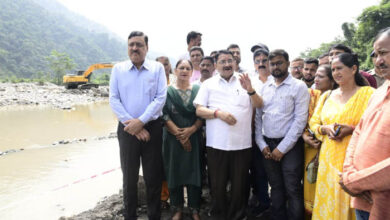 कमिश्नर गढ़वाल ने लिया आपदा का जायजा