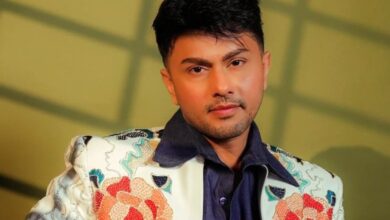 ‘बिग बॉस 19’ से बाहर हुए आवेज दरबार, फैंस ने जताई नाराजगी