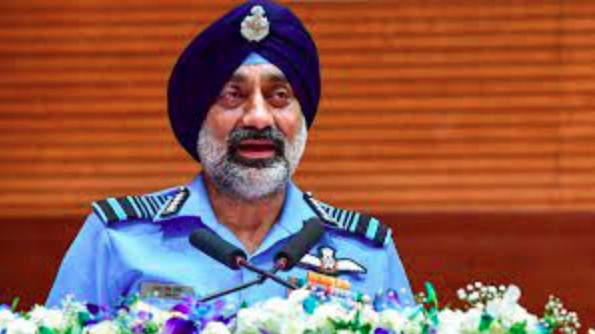 ओटीए पासिंग आउट परेड में बोले एयर चीफ मार्शल एपी सिंह, “हमेशा अपनी वर्दी को गर्व से पहनें”