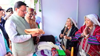 ‘वोकल फॉर लोकल’ से उत्तराखंड के शिल्पियों को मिल रही नई पहचान : मुख्यमंत्री धामी