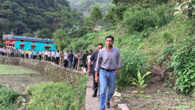 प्रभावित क्षेत्रों में पहुँचे जिलाधिकारी सविन बंसल, लोगों का जाना हाल