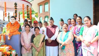 शहीद हवलदार बहादुर सिंह बोहरा की 18वीं पुण्यतिथि पर मंत्री गणेश जोशी ने दी श्रद्धांजलि