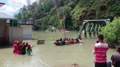 भारी बारिश से यमुना का जलस्तर उफान पर, दहशत में स्थानीय लोग