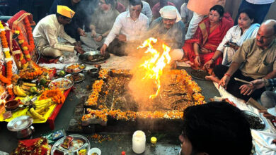 उत्तरांचल प्रेस क्लब में नवमी पर कन्या जिमाई व हवन, पत्रकारों व प्रदेश की सुख-समृद्धि की की गई कामना