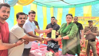 स्टार क्रिकेट क्लब भोपालपानी द्वारा आयोजित क्रिकेट टूर्नामेंट में मुख्य अतिथि के रूप में उपस्थित रहीं मैडम रजनी रावत