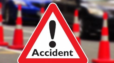 दर्दनाक हादसा : पश्चिमी युगांडा में आमने-सामने भिड़ी दो बसें, 63 लोगों की मौत