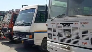 गढ़वाल मंडल में परिवहन ठप, ट्रांसपोर्टरों का चक्का जाम : टैक्स छूट और फिटनेस सेंटर शुरू करने की मांग तेज