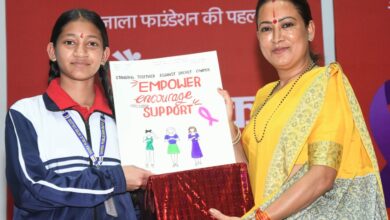 ब्रेस्ट कैंसर के प्रति सजग रहें महिलायें : रेखा आर्या