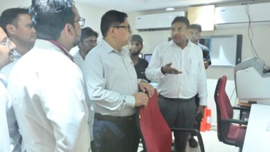 स्वास्थ्य सचिव डॉ. आर. राजेश कुमार ने श्रीनगर मेडिकल कॉलेज का किया औचक निरीक्षण