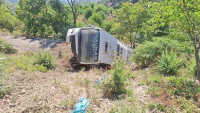 कुंजापुरी–हिंडोलाखाल मार्ग पर दर्दनाक हादसा- श्रद्धालुओं से भरी बस गहरी खाई में गिरी, पांच की मौत