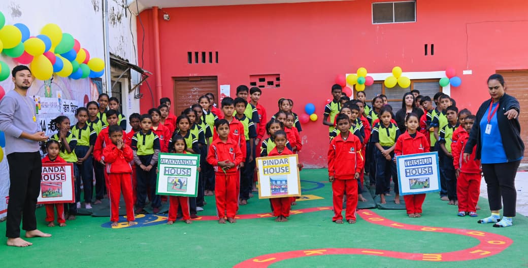 मुख्यमंत्री के मार्गदर्शन में बदल रही बच्चों की दुनिया, स्पोर्ट्स डे में दिखा आत्मविश्वास और अनुशासन