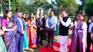 मुख्यमंत्री आवास में IAS अधिकारियों की अनौपचारिक बैठक, सीएम धामी बोले : “यह दशक उत्तराखंड का दशक”