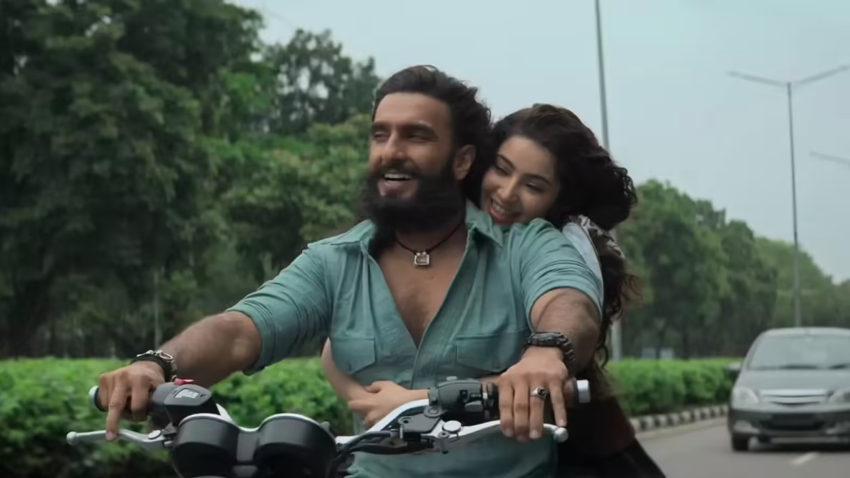 ‘धुरंधर’ का नया गाना ‘गहरा हुआ’ रिलीज, रणवीर–सारा की रोमांटिक केमिस्ट्री ने जीता दिल