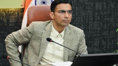 बच्चों से उनका बचपन, शिक्षा छीनने वालों को बख्शा नहीं जाएगा : जिलाधिकारी