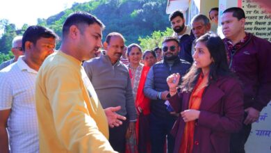 जिलाधिकारी स्वाति भदौरिया ने सुनीं ग्रामीणों की समस्याएं, मौके पर ही दिए समाधान के निर्देश