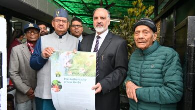 फाइटोकेमिस्ट्री और आयुर्वेद उत्तराखण्ड के विकास के मजबूत आधार : गणेश जोशी