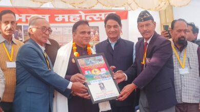 वीर चंद्र सिंह गढ़वाली विशिष्ट सैन्य सम्मान से सम्मानित हुए दून डिफेंस एकेडमी निदेशक संदीप गुप्ता