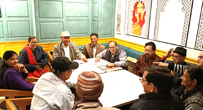 कूर्मांचल सांस्कृतिक एवं कल्याण परिषद धर्मपुर शाखा द्वारा आयोजित की गई एक महत्वपूर्ण बैठक