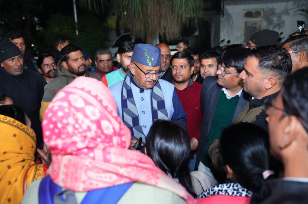 उपनल कर्मचारी महासंघ के पदाधिकारियों ने सैनिक कल्याण मंत्री गणेश जोशी से की मुलाकात